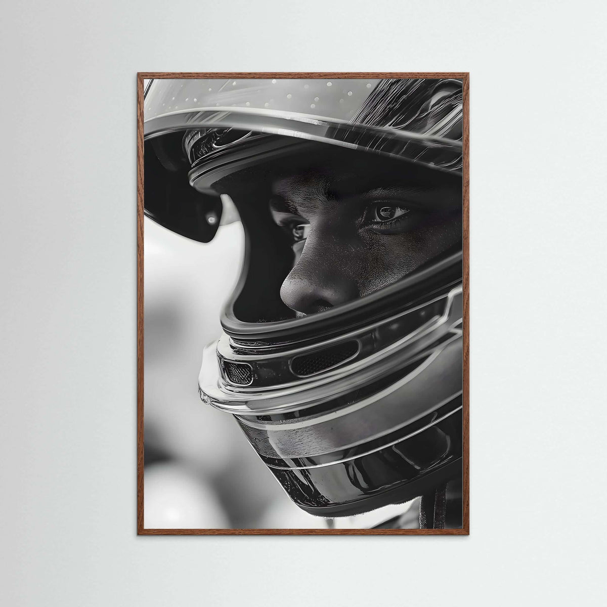 Racing Helmet Portrait Wall Print – Modern Black & White Motorsport Artwork